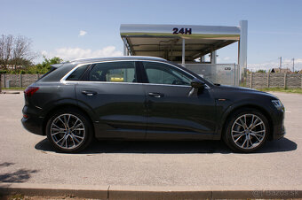 Audi E-tron 50 quattro - 9