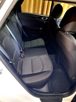 Kia Ceed SW kombi Automat - 9