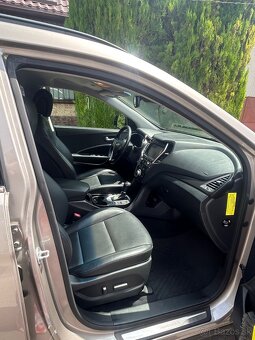 Hyundai Santa Fe - 9