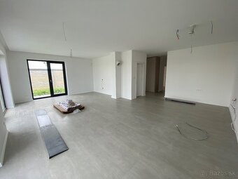 Rodinny samostatný dom,117m2,nadštandard,12min od BA - 9