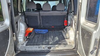 PREDÁM Fiat Doblo 1.6 benzín - 9