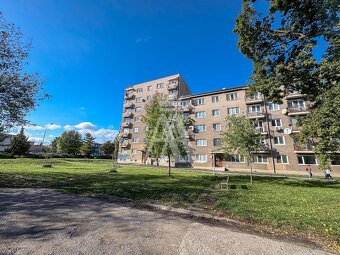 3 IZBOVÝ TEHLOVÝ BYT, UL. TYRŠOVO NÁBREŽIE 2, KOŠICE STARÉ M - 9