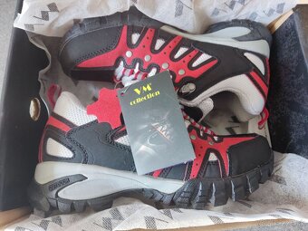 Kožené topánky nové nenosené (ešte v krabici) č. 36 - 9