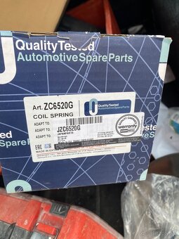 Rozpredam VW Passat 1.9 96kw 4 motion 2004 - 9