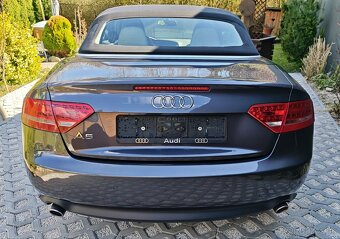 AUDI A5 Cabrio 3.0 V6 TDi Quattro - 9