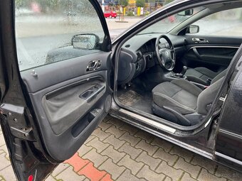 Škoda Superb 1.9 TDi 96kw koup. ČR serviska - 9