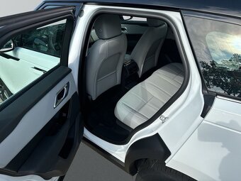 Land Rover Range Rover Velar P250 R-Dynamic - 9