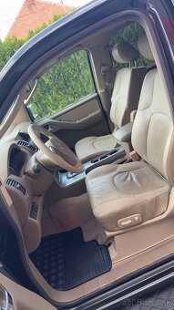 Nissan Pathfinder 2.5 dCI Automat 7-miestny - 9