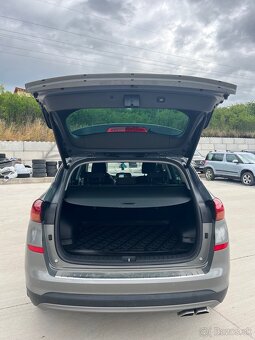 HYUNDAI TUCSON 1.6 T-GDi ,A/T 4x4 - 9