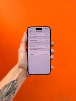 Apple iPhone 15 Pro Max 256gb - Čierny Titán - 9