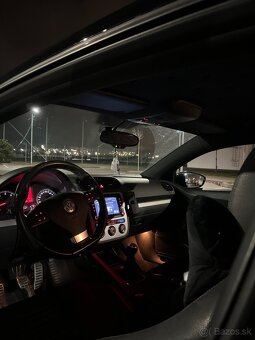 Volkswagen Scirocco 2.0 TSI (2009) - 9