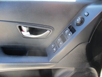 SSANGYONG KORANDO D20T Executive AWD bez koroze 2011 - 9