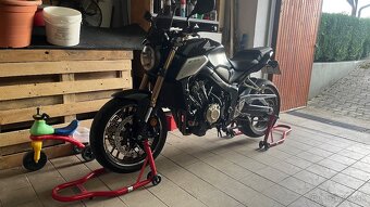 Honda CB650R 2022 - 9