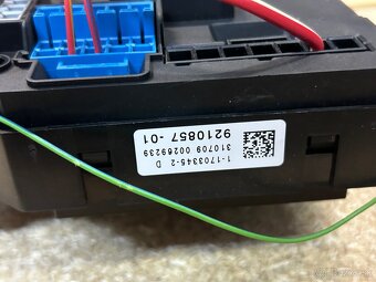 BMW 7 F01 NÁHRADNÉ DIELY - 9