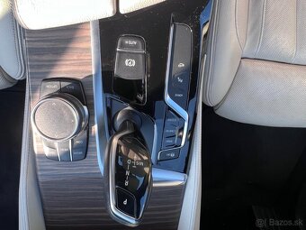 BMW 530e iPerformance Plugin hybrid 8 st. prevodovka - 9