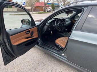Predám BMW e91 318d LCI - 9