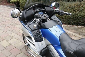 Na dovoz Honda GL 1800 - 9