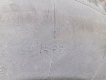 ZETOR Vlečka 5T za ZETOR pneumatiky 8.25-15 - 9