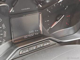 Citroen C3 MAX, 1.2 Puretech 61kW, r. 2024, manuál, LED - 9