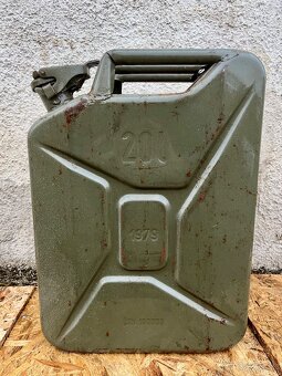 Vojenský plechový kanister (bandaska) - 1ks - 9