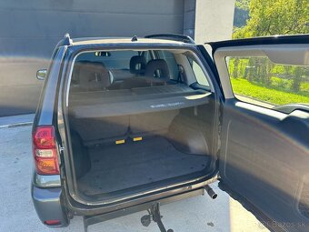 Toyota RAV4 2.0 VVTi - 9