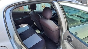 PEUGEOT 206 5P 1,4E - 9