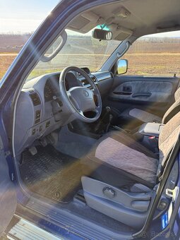 Toyota Land Cruiser 90 - 9