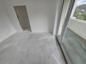 Predaj 4 izb.rod.domu v mestskej časti Strážov,252m2 -Žilina - 9
