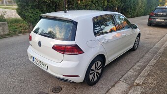 Volkswagen VW e-Golf, 2017, výkon 100kW, batéria 35,8 kWh - 9