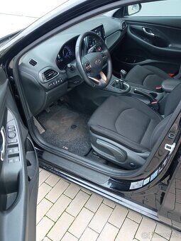 Hyundai i30 CW 1.0 TGDi 88kw PREMIUM - 9