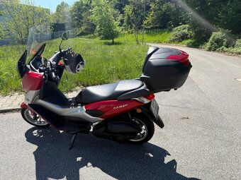Yamaha Nmax 125 - 9