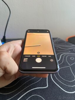 📱 Predám iPhone 11, 64 GB – fialový - 9