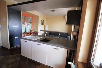 BRANDreal - Dvojizbový byt s veľkou terasou centrum Piešťany - 9