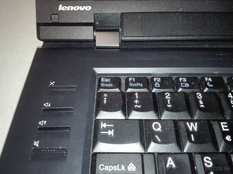 Lenovo Intel i3 4x2,4 GHz.500 GB. Nová baterka. - 9