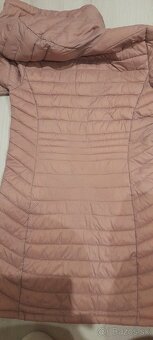 Ultraľahká predĺžená teplá bunda značky Primark veľkosť 164 - 9