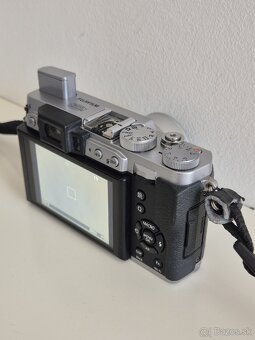 Fujifilm X30 Silver - 9