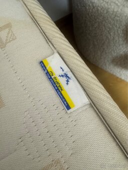 Manželská posteľ - 9