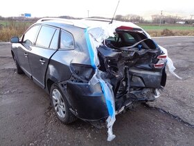 Renault Megane III 1,6i 81KW, rozpredám na náhradné diely - 9