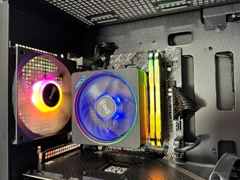 Ryzen 7 5800X\16GB\RTX 3060Ti\SSD\650W Zdroj - 9