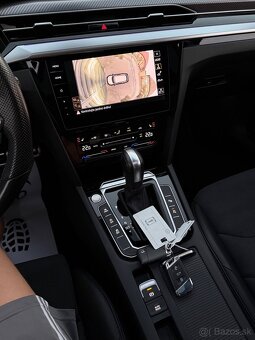 VW ARTEON R SB 4MOTION 2.0TSi DSG 235kW MATRIX/ŤAŽNÉ/VIRTUAL - 9
