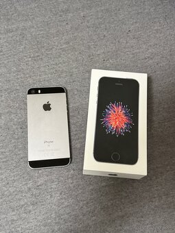 iPhone SE 2016 - 9