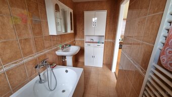 REZERVOVANÉ Rodinný dom s pozemkom 900 m² pri kúpeľoch Pie - 9