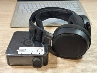 SteelSeries Arctis Pro Wireless - 9