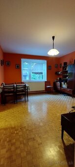 Veľký dvojpodlažný rodinný dom Vrútky - 9