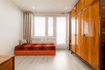 REZERVOVANÉ - Zrekonštruovaný 3 izbový byt na Vlčincoch... - 9