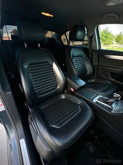 Volkswagen Passat B7 2.0TDI DSG sedan - 9
