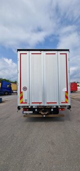 Nákladé vozido DAF LF220FA s prívesom aj jednotilvo - 9