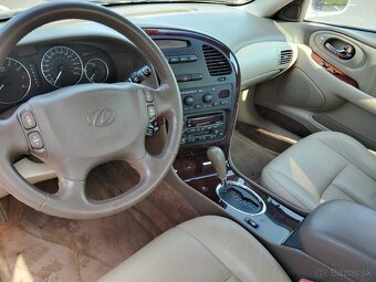 Oldsmobile Aurora - 9