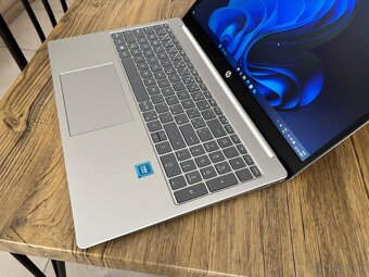 HP/Notebook/4GB RAM DDR5/128GB NVMe SSD/Intel/2GB - 9