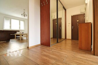 REZERVOVANE - Príjemný 3 izbový byt s lodžiou -78m2 - 9